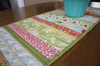 Quilted Table Runner Tutorial featured by top US quilting blog, Diary of a Quilter
